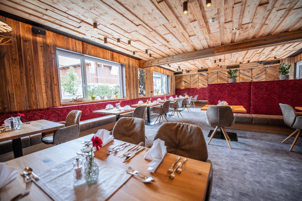 Hotel Lohningerhof Maria Alm am Steinernen Meer Exteriör bild