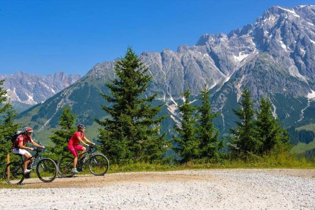 Hotel Lohningerhof Maria Alm am Steinernen Meer Exteriör bild