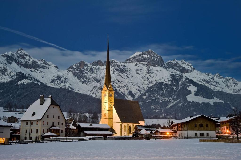 Hotel Lohningerhof Maria Alm am Steinernen Meer Exteriör bild