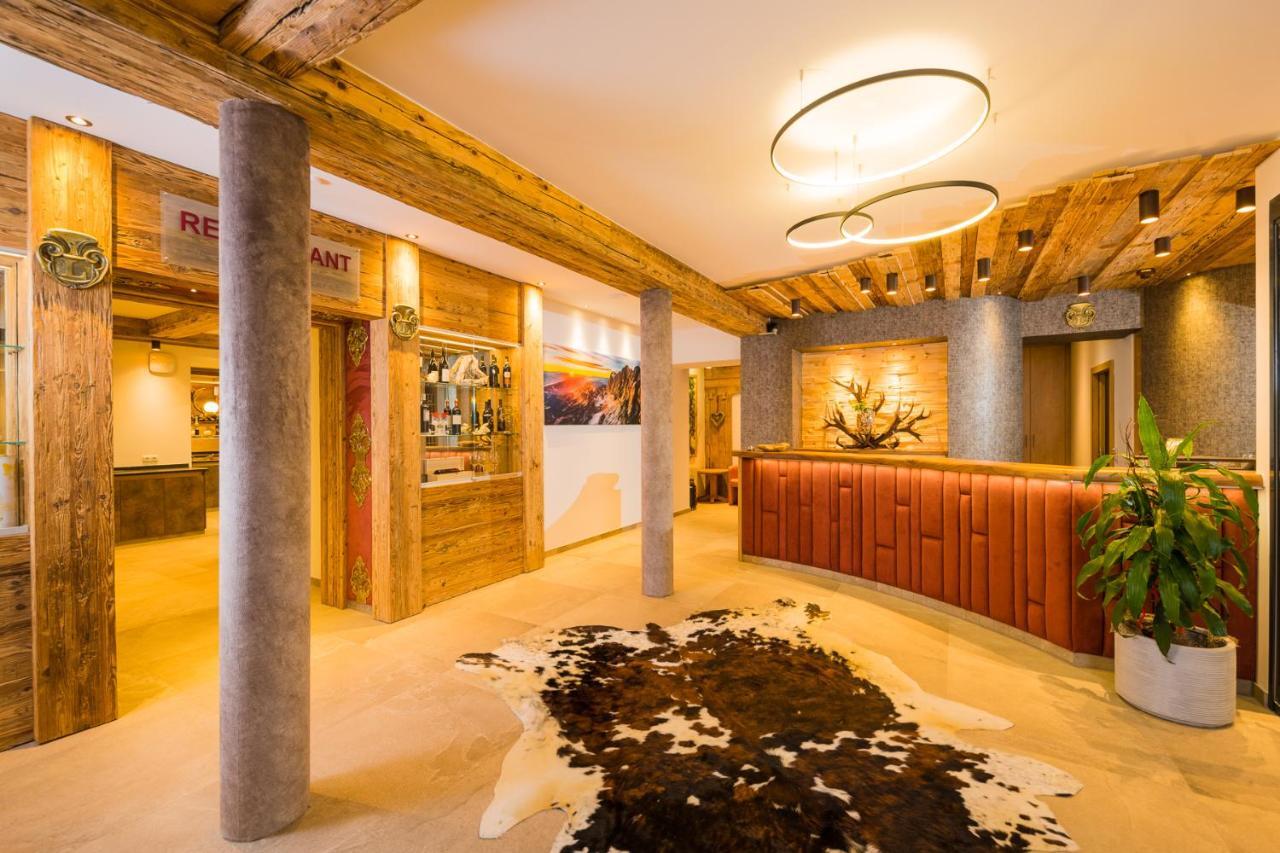 Hotel Lohningerhof Maria Alm am Steinernen Meer Exteriör bild
